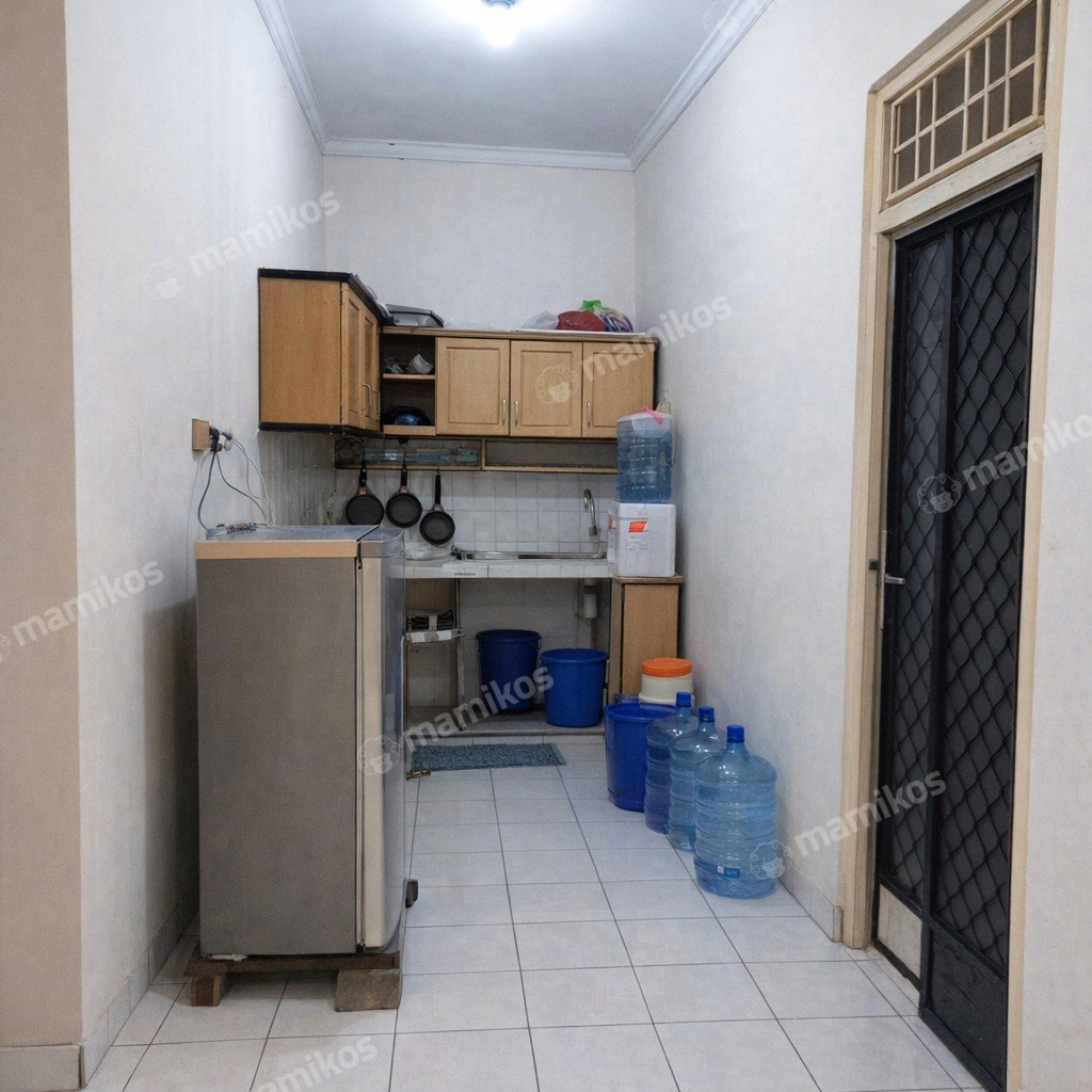 Rumah Sertifikat SHM 3 Kamar Tidur 2 Kamar Mandi Taman Surya Jakarta Barat - Photo 4