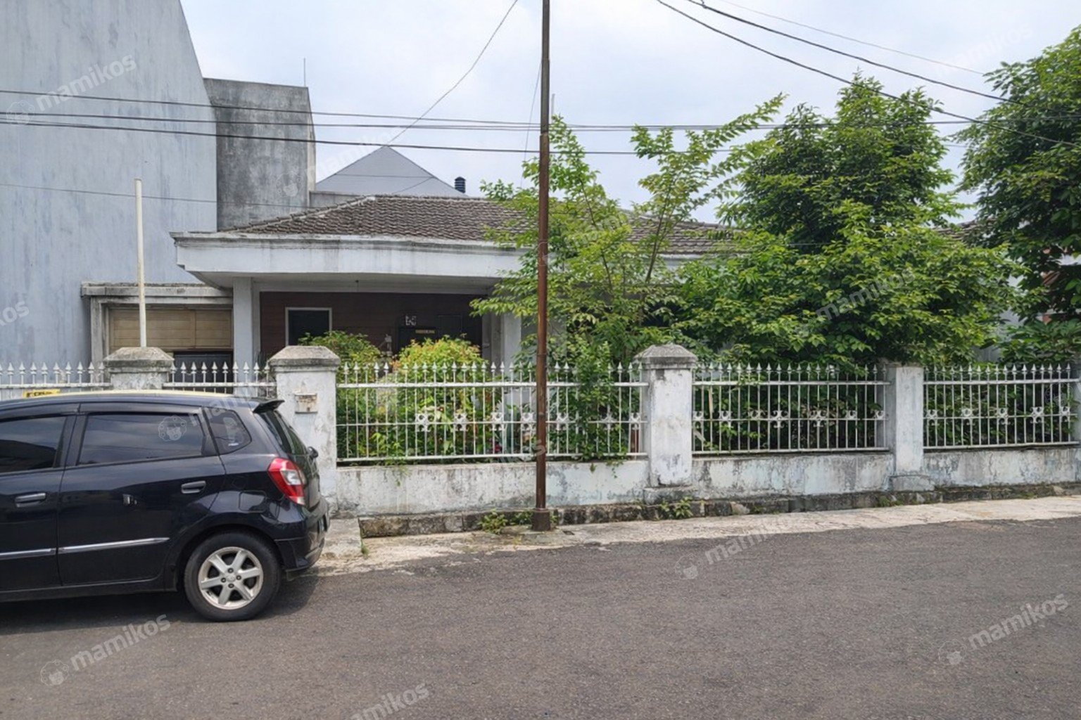 Rumah Sertifikat SHM 6 Kamar Tidur 5 Kamar Mandi Kembangan Jakarta Barat