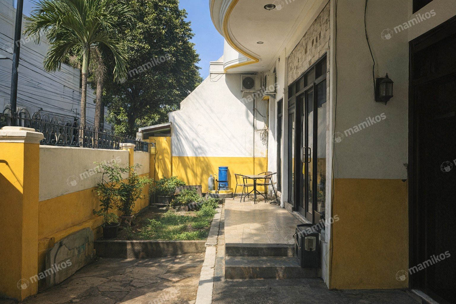 Rumah Sertifikat SHM 3 Kamar Tidur 3 Kamar Mandi Tanjung Duren Utara Jakarta Barat - Photo 5
