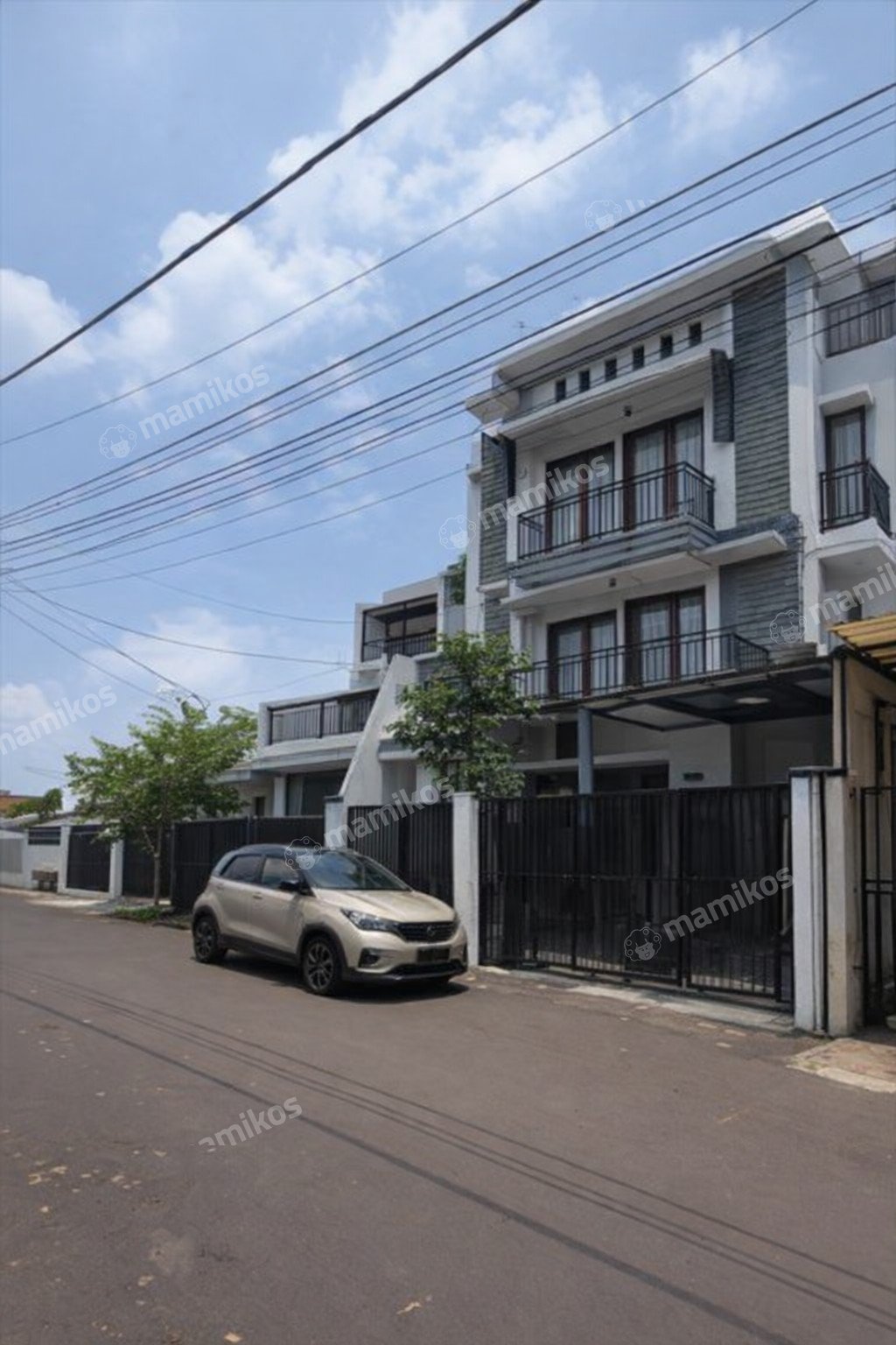 Rumah Sertifikat SHM 7 Kamar Tidur 7 Kamar Mandi Palmerah Jakarta Barat - Photo 2