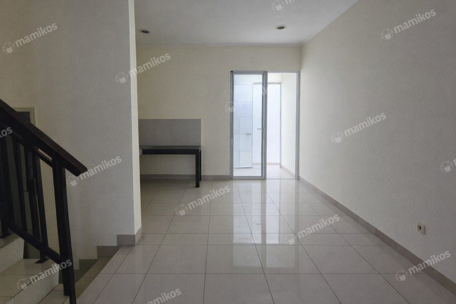 Rumah 3KT 2KM Green Lake City Jakarta Barat
