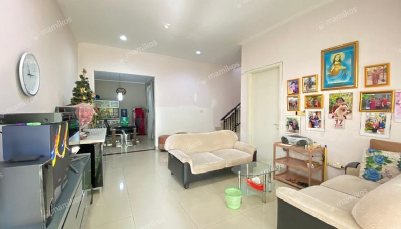 Rumah 3KT 4KM Green Lake City Jakarta Barat