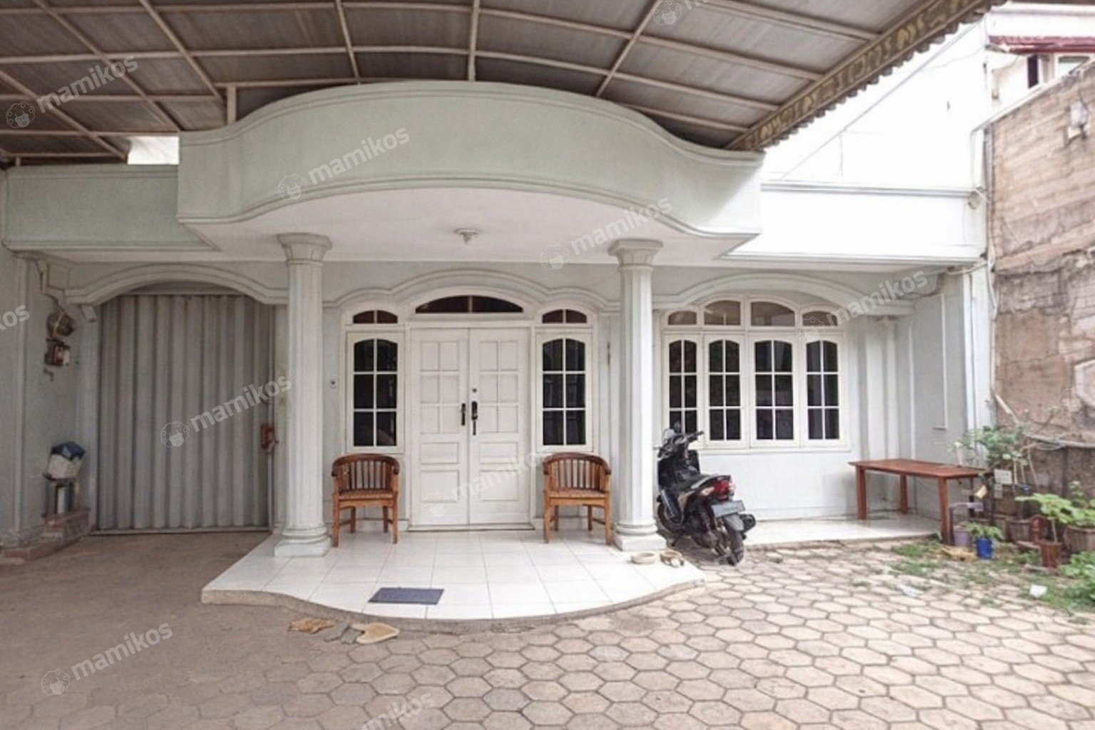 Rumah Sertifikat SHM 8 Kamar Tidur 7 Kamar Mandi Cawang Jakarta Timur - Photo 4