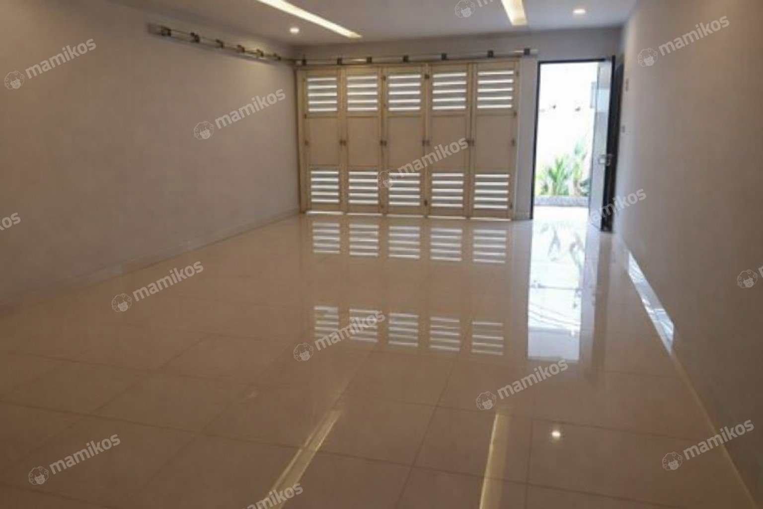 Rumah Baru Sertifikat SHM 4 Kamar Tidur Pluit Jakarta Utara - Photo 2
