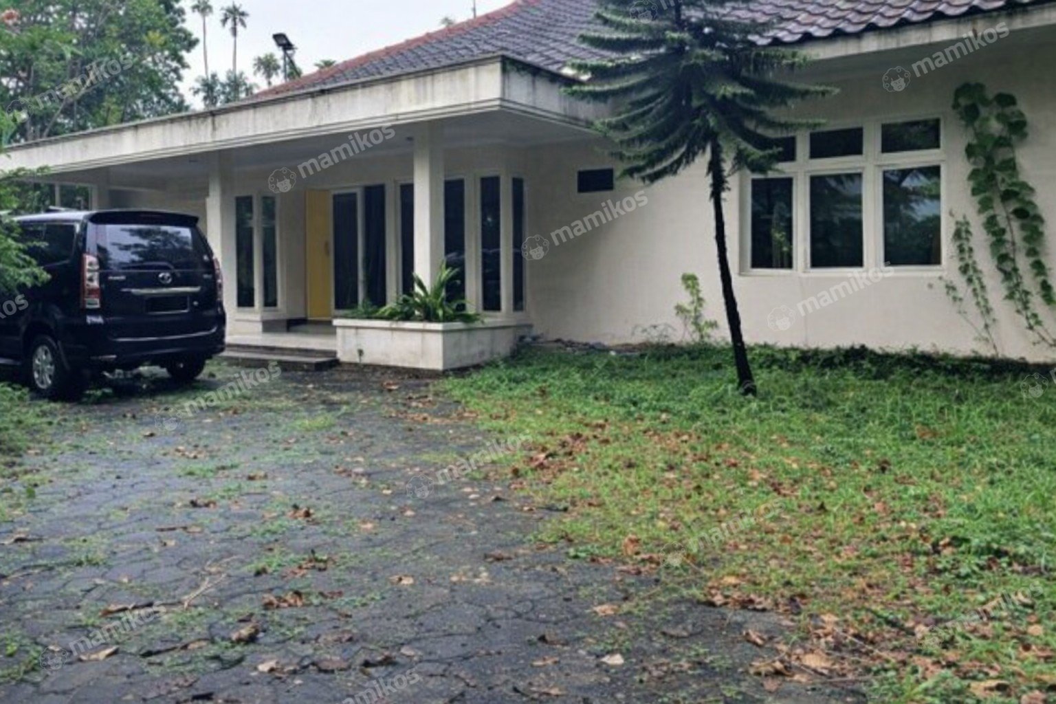 Rumah Sertifikat SHM 5 Kamar Tidur 3 Kamar Mandi Kemang Jakarta Selatan