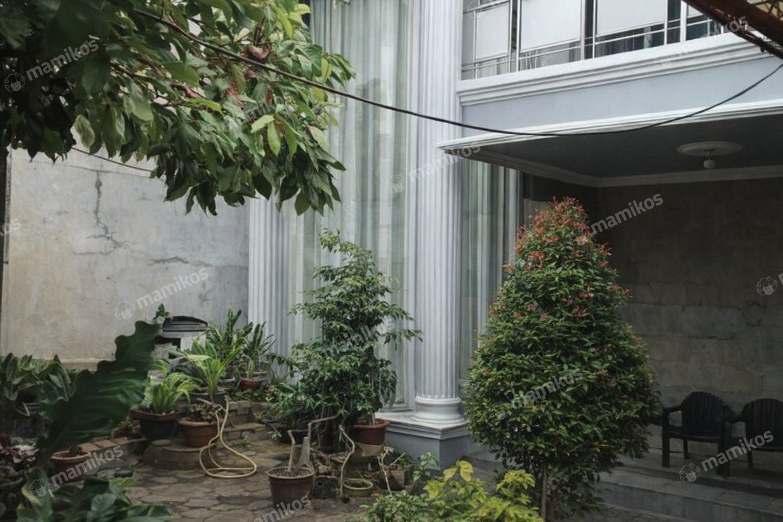 Rumah Sertifikat SHM 6 Kamar Tidur 5 Kamar Mandi Utan Kayu Jakarta Timur