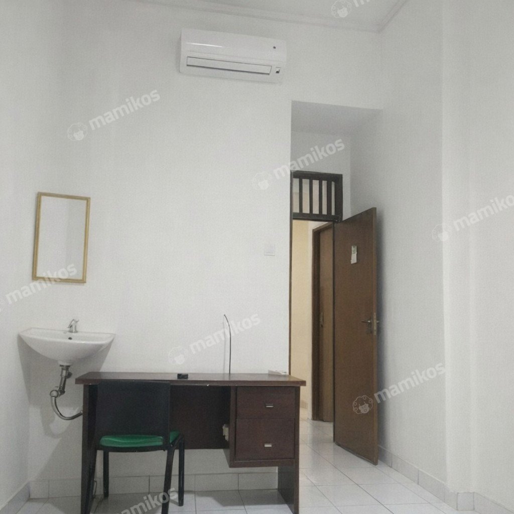 Rumah Sertifikat SHM 32 Kamar Tidur 32 Kamar Mandi Grogol Jakarta Barat - Photo 4