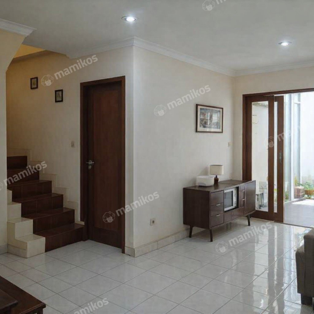 Rumah Sertifikat SHM 4 Kamar Tidur 4 Kamar Mandi Duren Sawit Jakarta Timur - Photo 2
