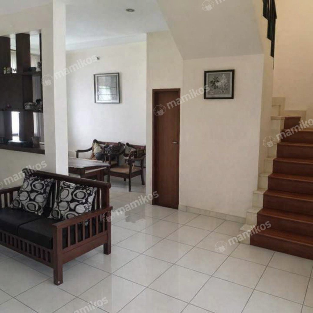 Rumah Sertifikat SHM 4 Kamar Tidur 4 Kamar Mandi Duren Sawit Jakarta Timur - Photo 4