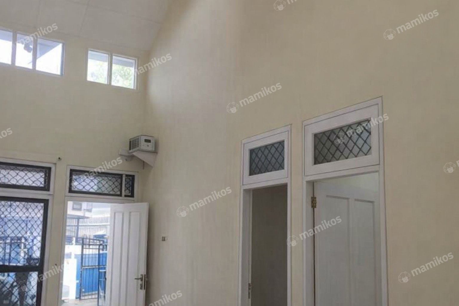 Rumah Sertifikat SHM 3 Kamar Tidur 2 Kamar Mandi Kalideres Jakarta Barat