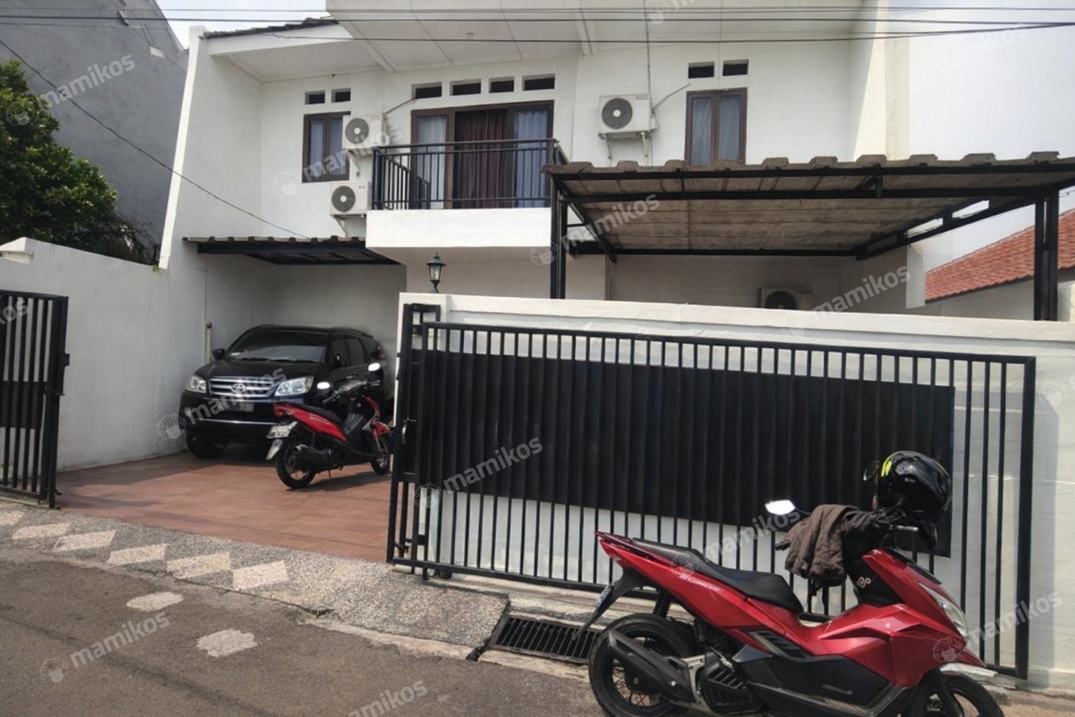 Rumah Sertifikat SHM 4 Kamar Tidur 2 Kamar Mandi Pondok Kelapa Jakarta Timur