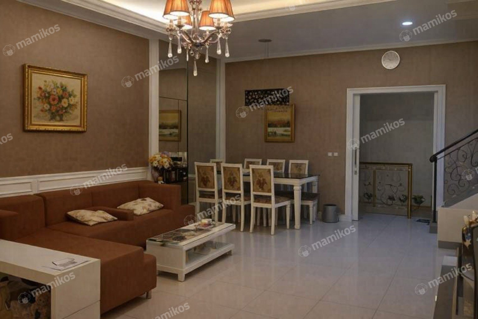 Rumah Sertifikat SHM 3 Kamar Tidur 3 Kamar Mandi Green Mansion Jakarta Barat