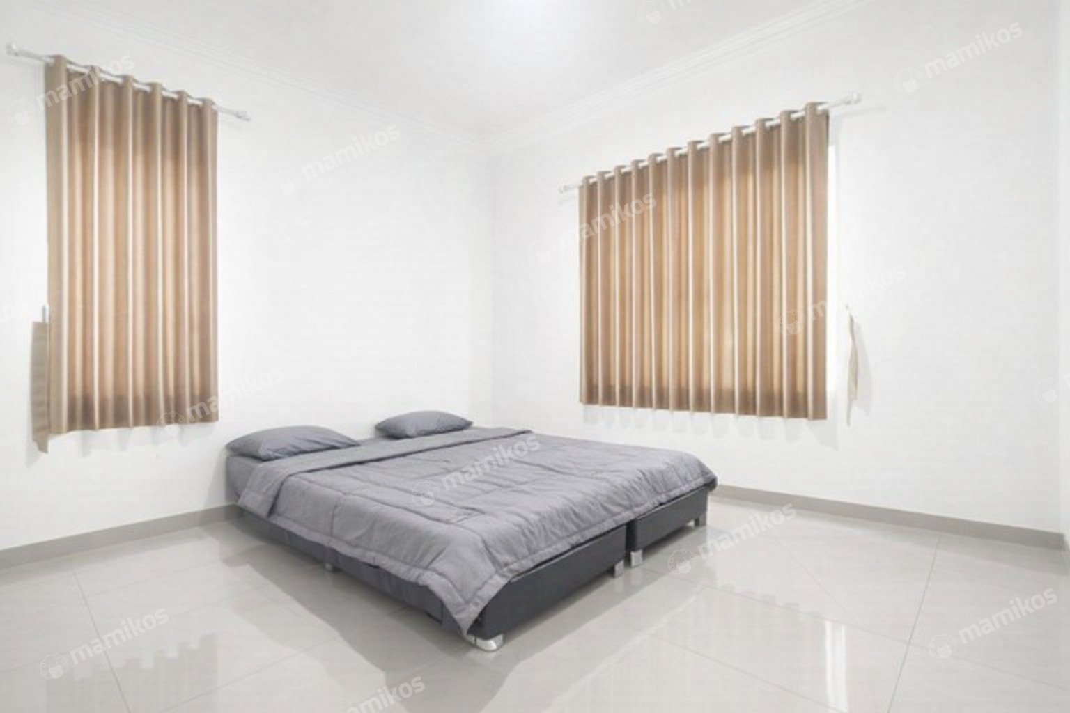Rumah Sertifikat SHM 4 Kamar Tidur 2 Kamar Mandi Kelapa Dua Jakarta Barat