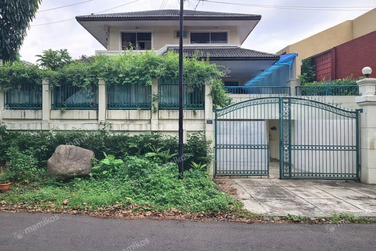 Rumah Sertifikat SHM 5 Kamar Tidur 4 Kamar Mandi Pondok Indah Jakarta Selatan