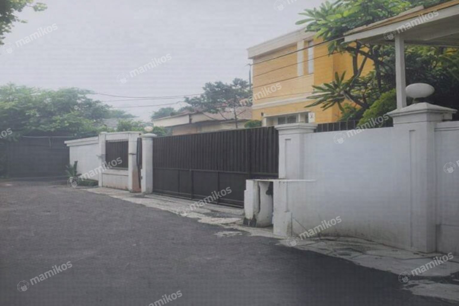 Rumah Sertifikat SHM 5 Kamar Tidur 4 Kamar Mandi Kemang Jakarta Selatan - Photo 5
