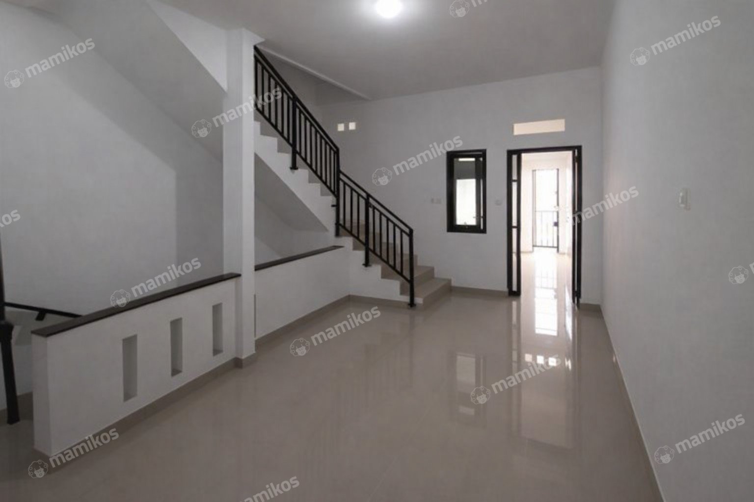 Rumah Sertifikat SHM 4 Kamar Tidur 3 Kamar Mandi Tanjung Duren Jakarta Barat - Photo 5
