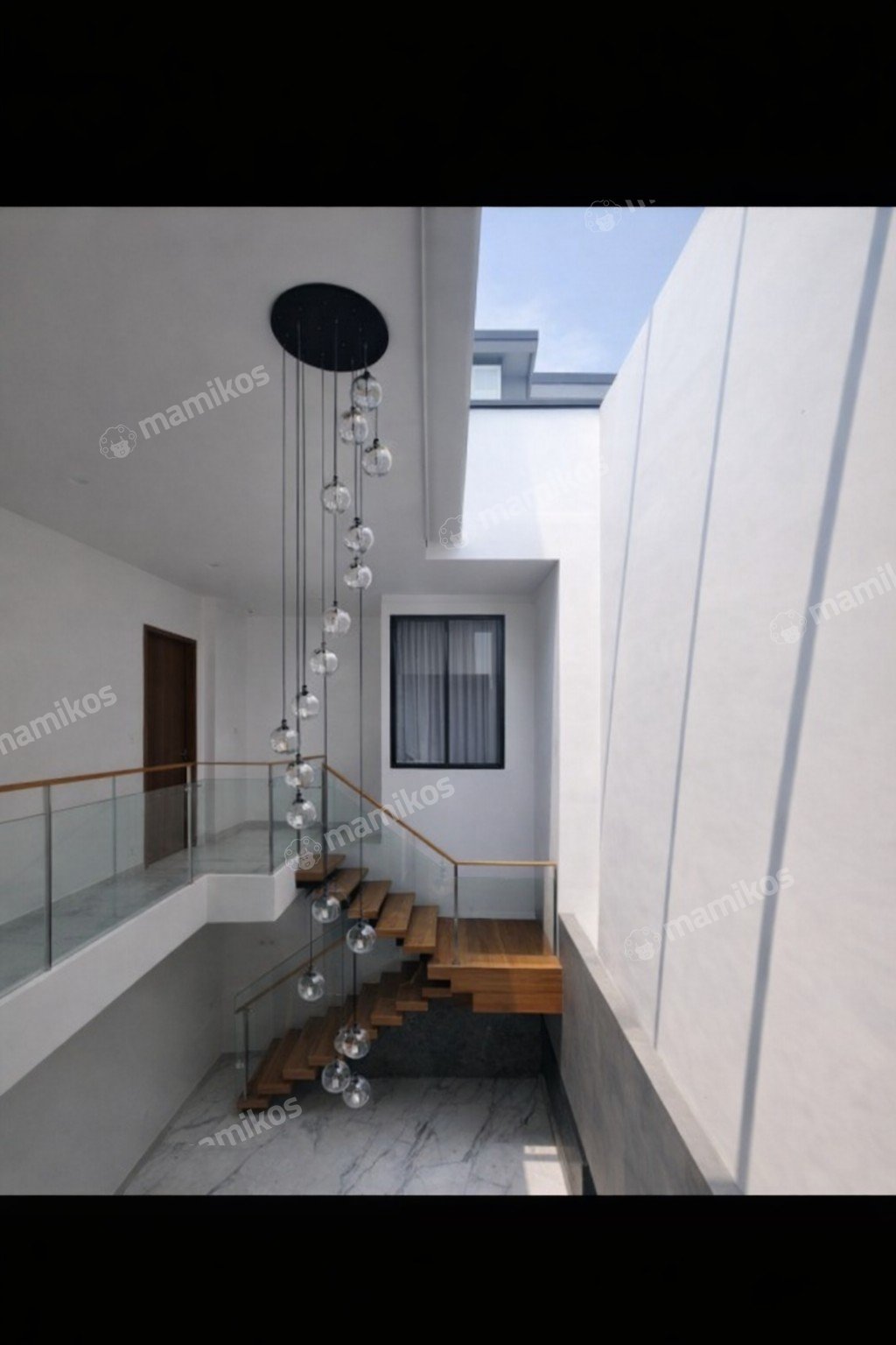 Rumah Sertifikat SHM 4 Kamar Tidur 4 Kamar Mandi Pantai Indah Kapuk Jakarta Utara - Photo 2