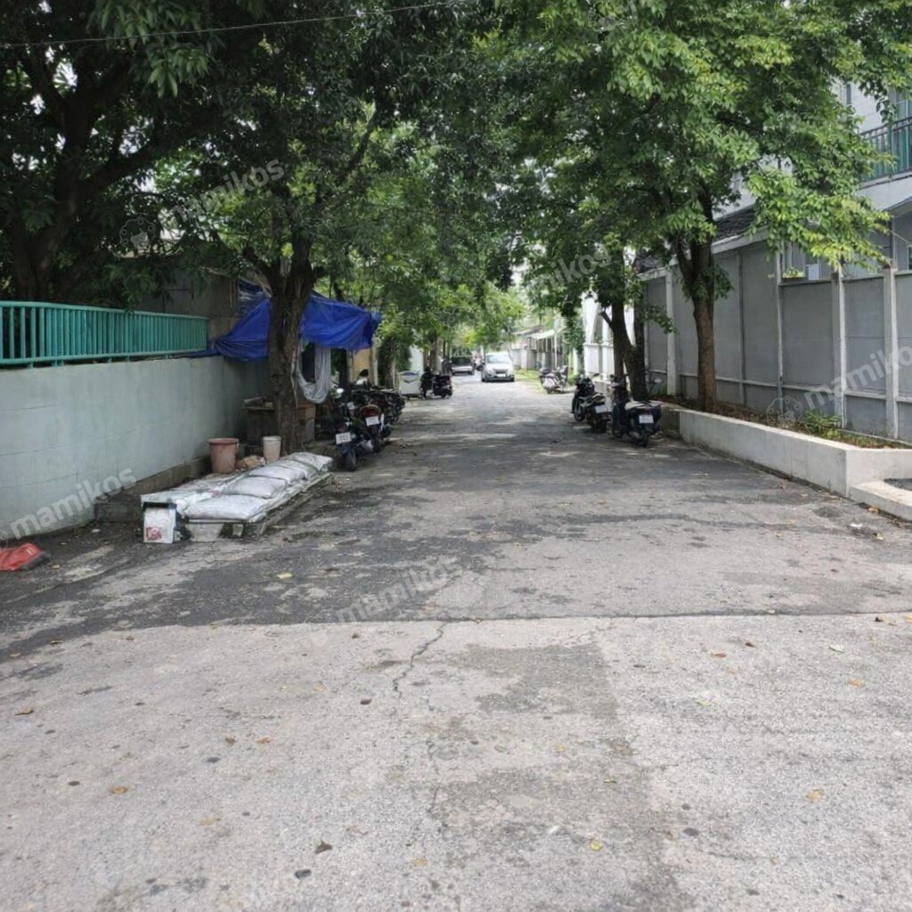 Rumah Sertifikat SHM 3 Kamar Tidur 2 Kamar Mandi Sunter Jakarta Utara - Photo 4