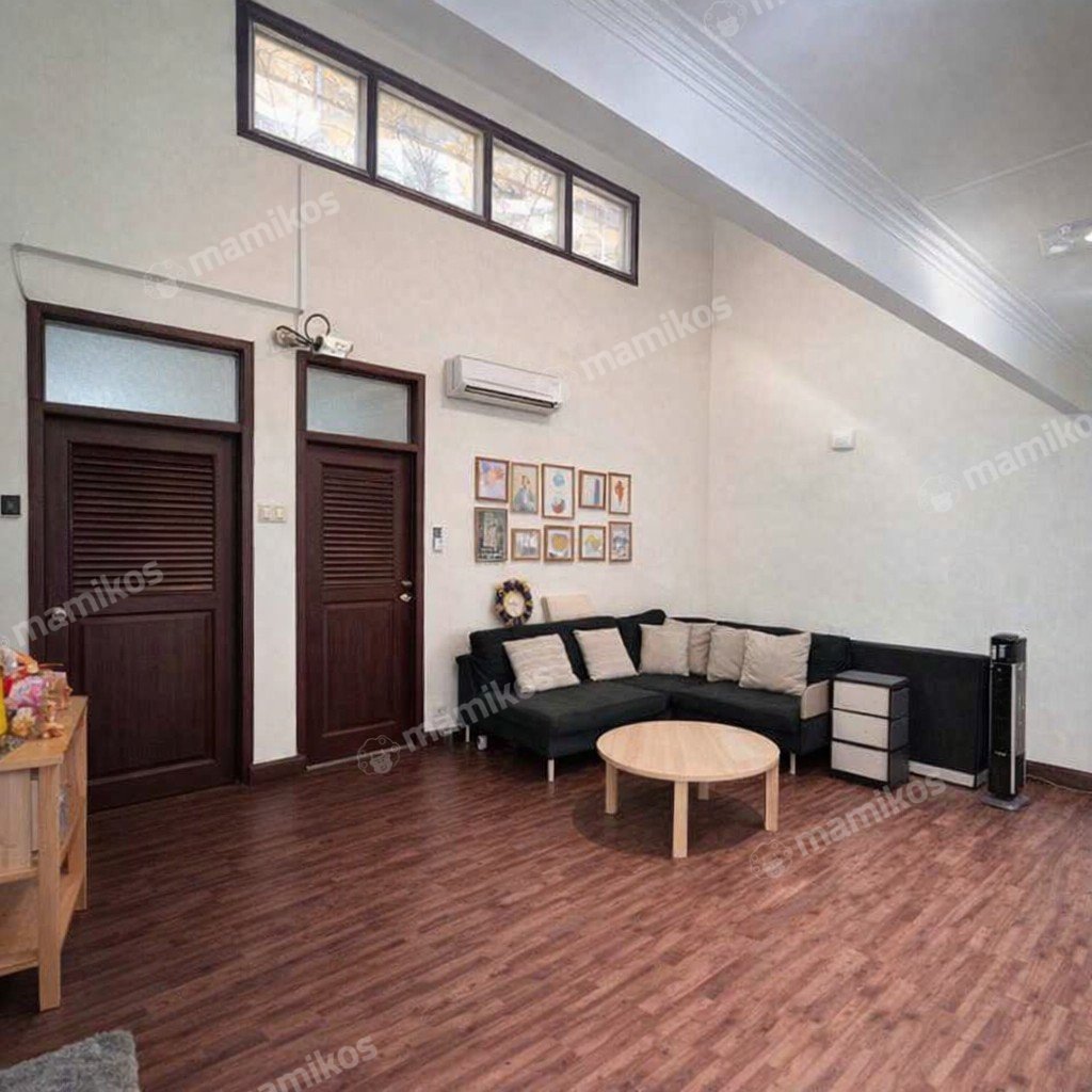 Rumah Sertifikat SHM 5 Kamar Tidur 5 Kamar Mandi Tanjung Duren Jakarta Barat - Photo 3