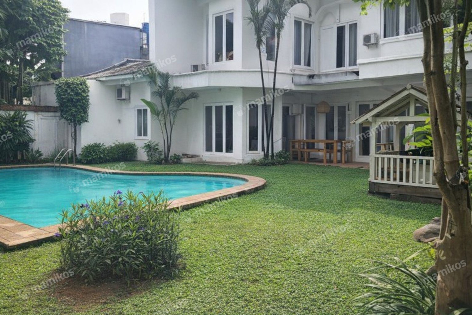 Rumah Sertifikat SHM 4 Kamar Tidur 4 Kamar Mandi Cilandak Jakarta Selatan