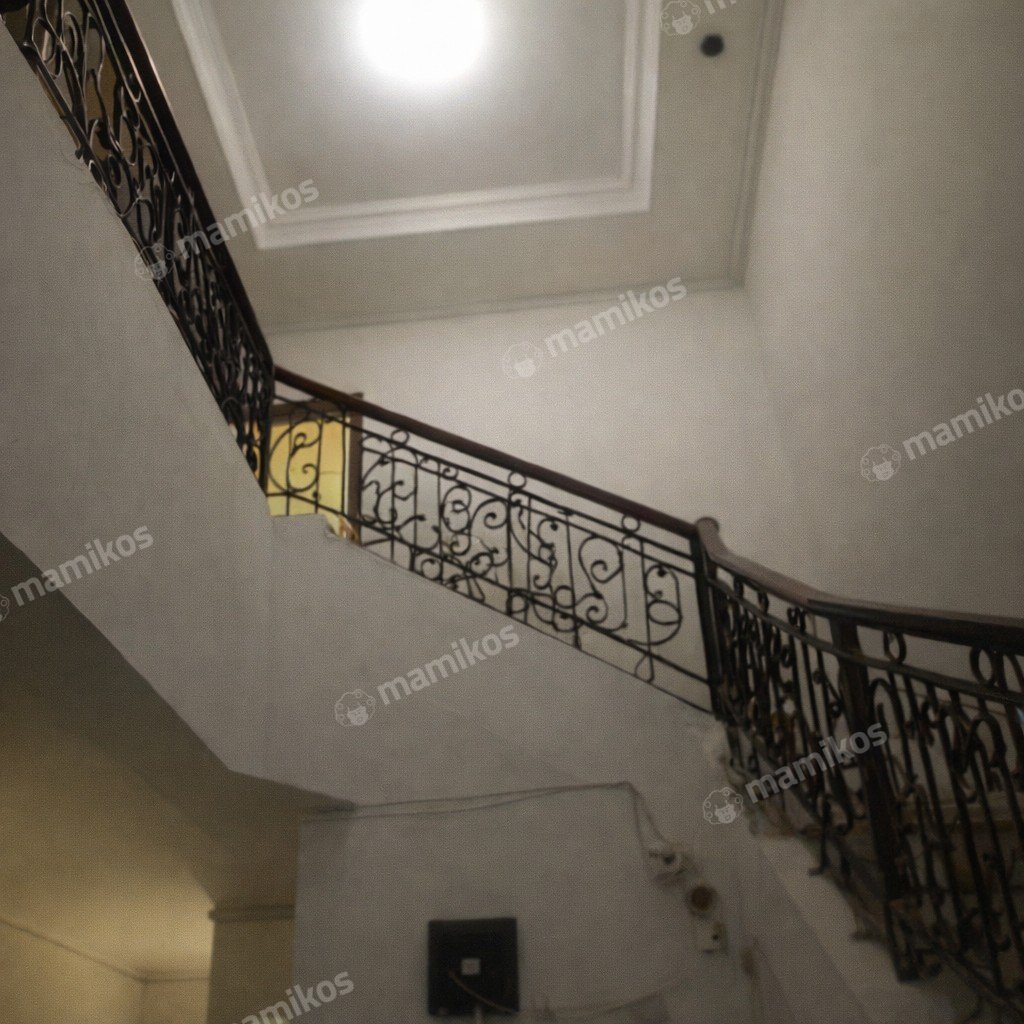 Rumah Sertifikat SHM 5 Kamar Tidur 3 Kamar Mandi Taman Surya Jakarta Barat - Photo 3