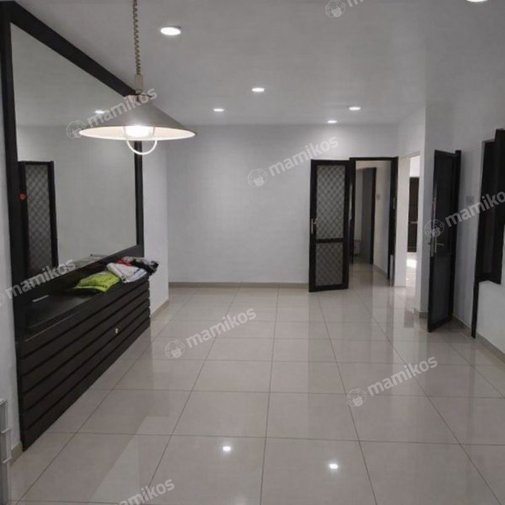 Rumah 2 Kamar Tidur 2 Kamar Mandi 1 Lantai Taman Ratu Jakarta Barat - Photo 2