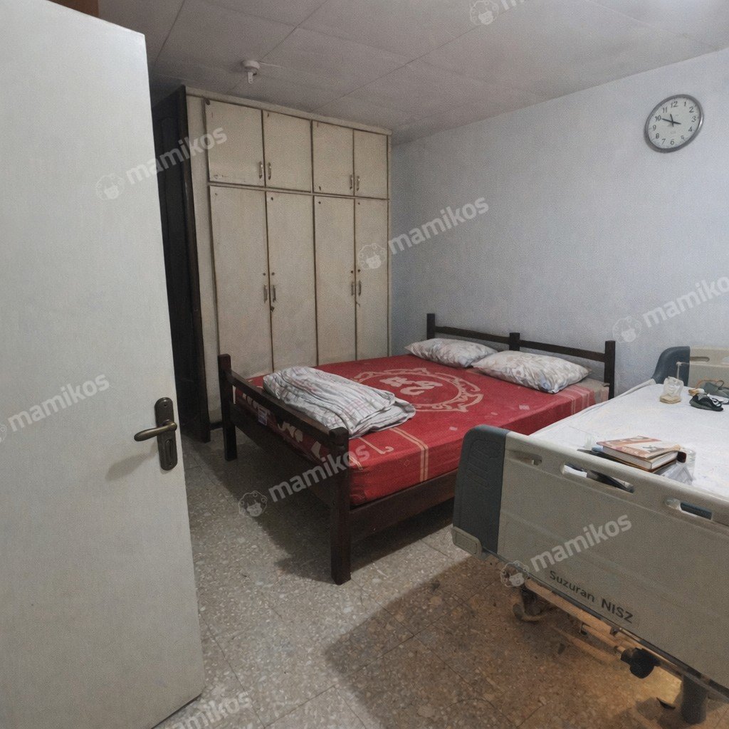 Rumah Sertifikat SHM 4 Kamar Tidur 2 Kamar Mandi Pulomas Jakarta Timur - Photo 4