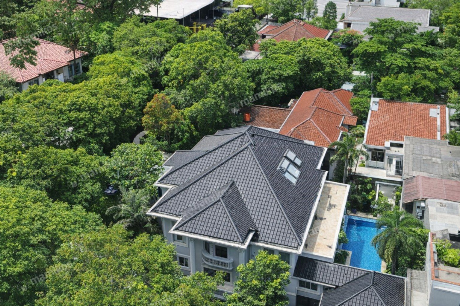 Rumah Sertifikat SHM 2 Kamar Tidur 6 Kamar Mandi Kebayoran Baru Jakarta Selatan