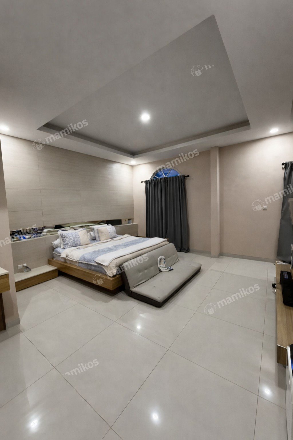 Rumah Sertifikat SHM 5 Kamar Tidur 4 Kamar Mandi Pantai Indah Kapuk Jakarta Utara - Photo 4