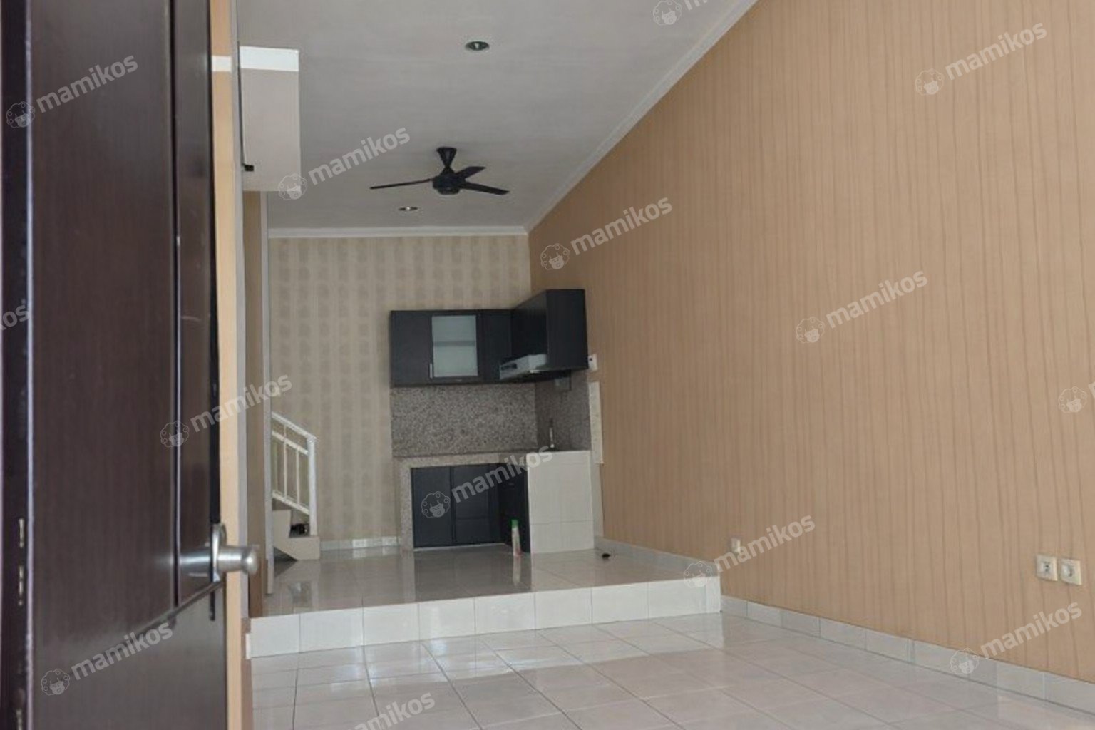 Rumah Sertifikat SHM 3 Kamar Tidur 2 Kamar Mandi Citra Grand Jakarta Timur