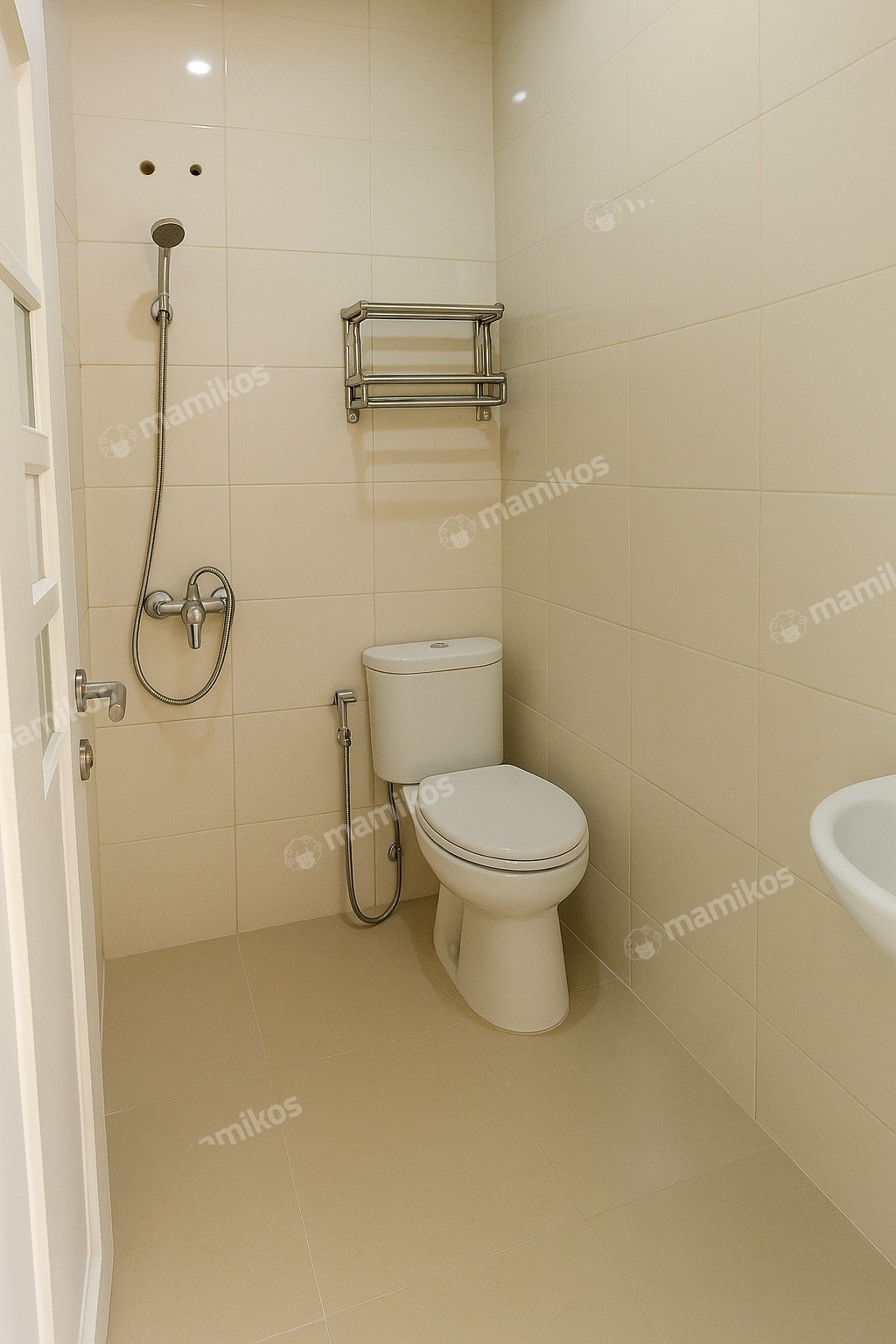 Rumah Sertifikat SHM 3 Kamar Tidur 2 Kamar Mandi Citra Grand Jakarta Timur - Photo 4
