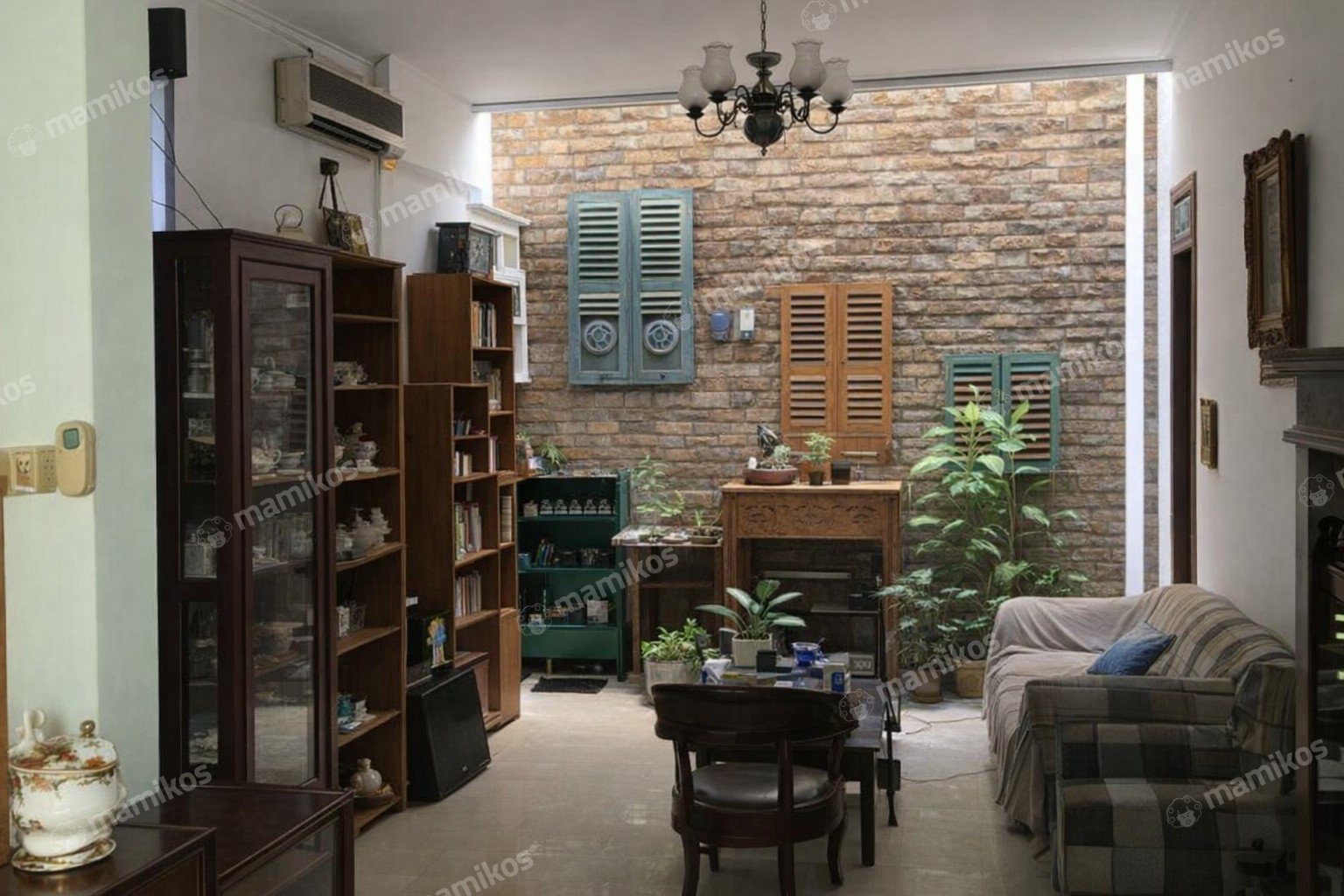Rumah Sertifikat SHM 3 Kamar Tidur 3 Kamar Mandi Puri Indah Jakarta Barat