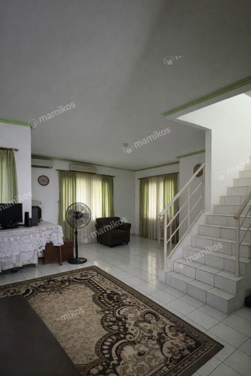 Rumah Sertifikat SHM 3 Kamar Tidur 2 Kamar Mandi Kota Wisata Jakarta Timur - Photo 3