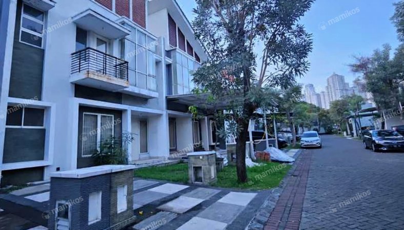 Rumah 3KT 2KM Pakuwon Indah Surabaya