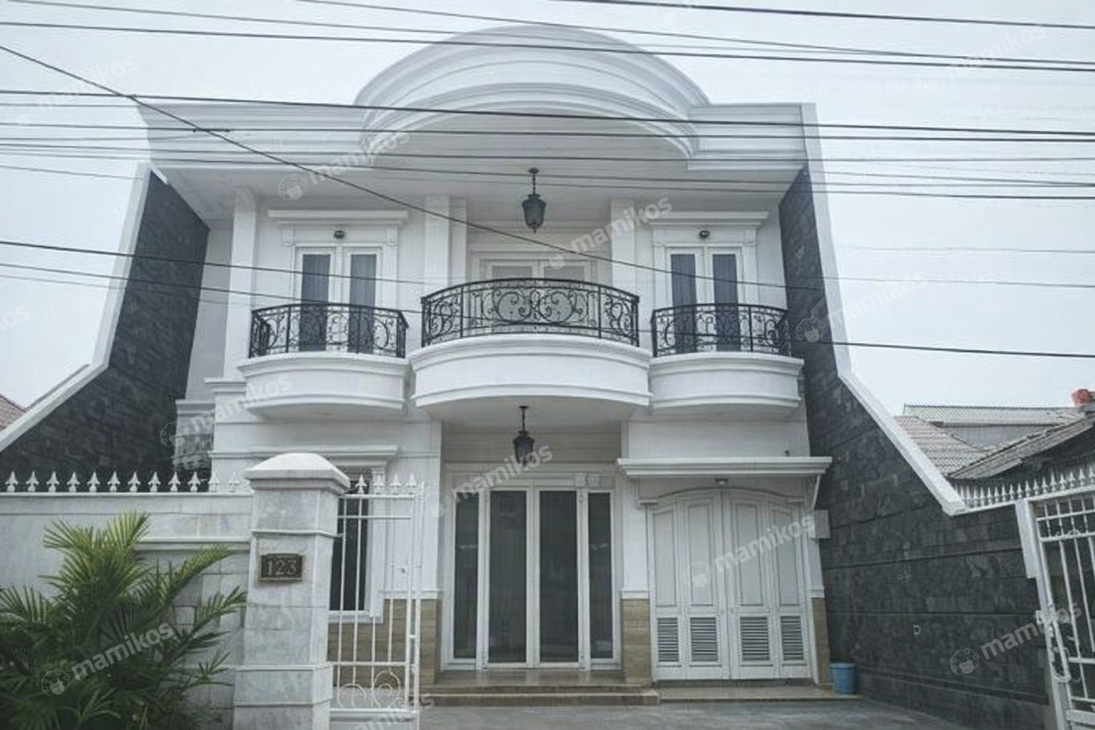 Rumah Sertifikat SHM 4 Kamar Tidur 3 Kamar Mandi Simprug Jakarta Selatan