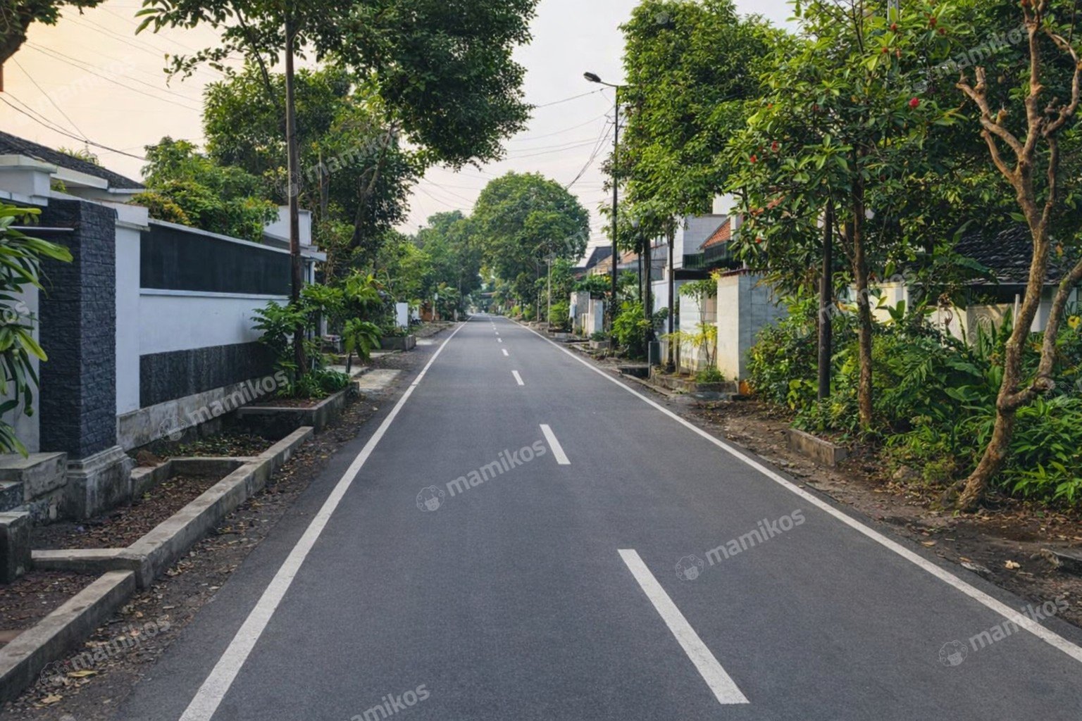 Rumah Sertifikat SHM 4 Kamar Tidur 3 Kamar Mandi Duren Sawit Jakarta Timur - Photo 2