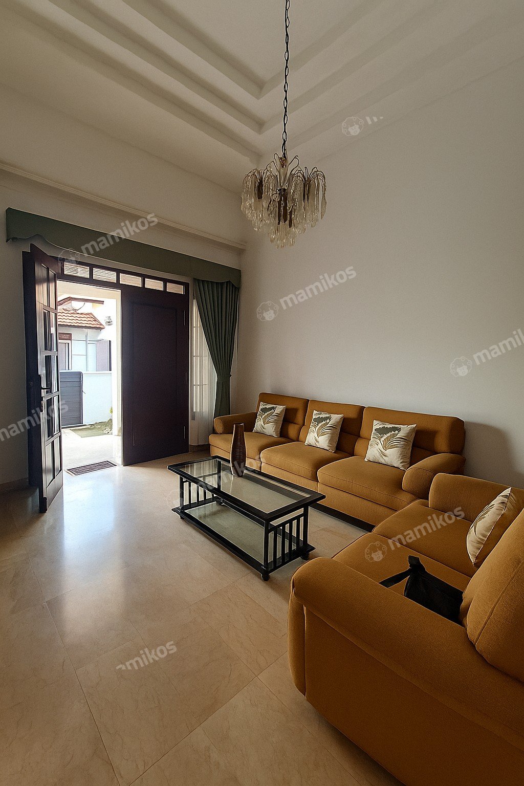 Rumah Sertifikat SHM 5 Kamar Tidur 4 Kamar Mandi Sunrise Garden Jakarta Barat - Photo 3