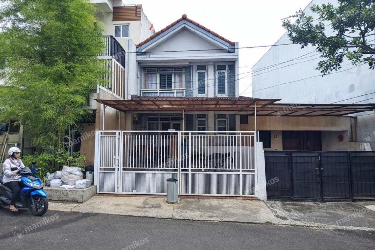 Rumah Sertifikat SHM 4 Kamar Tidur 3 Kamar Mandi Pondok Pinang Jakarta Selatan