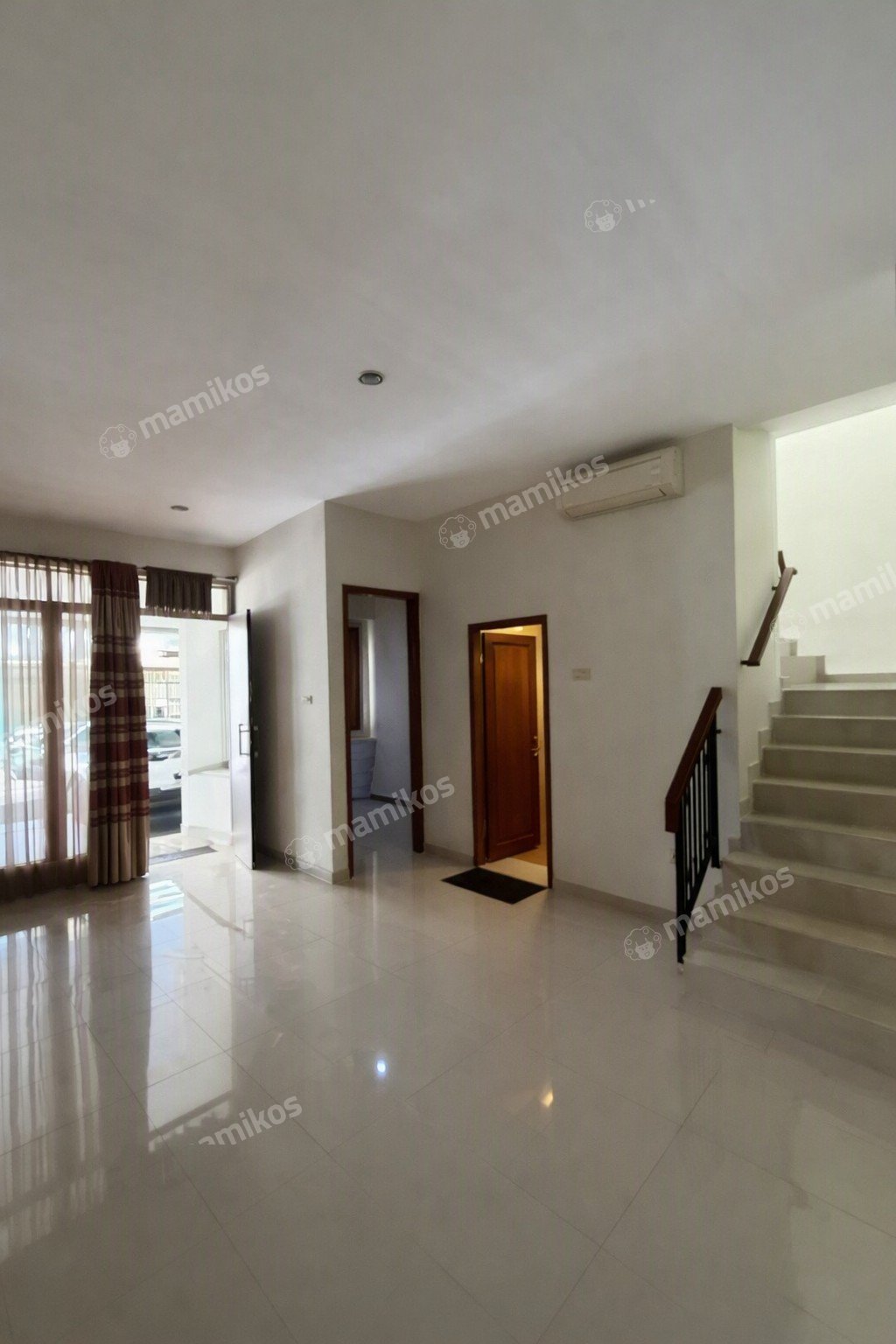 Rumah Sertifikat SHM 4 Kamar Tidur 3 Kamar Mandi Kelapa Gading Jakarta Utara - Photo 3