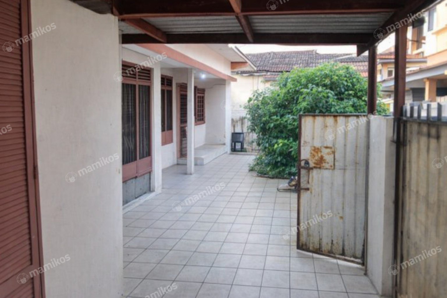 Rumah Sertifikat SHM 4 Kamar Tidur 1 Kamar Mandi Kembangan Jakarta Barat - Photo 2