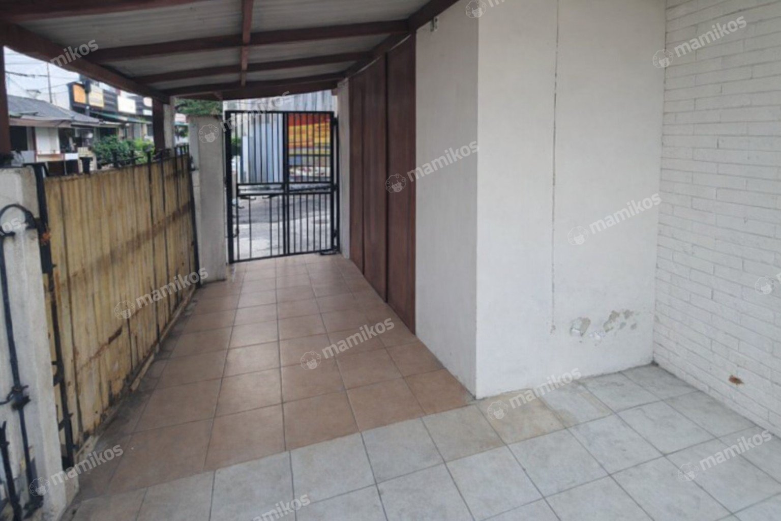 Rumah Sertifikat SHM 4 Kamar Tidur 1 Kamar Mandi Kembangan Jakarta Barat - Photo 3