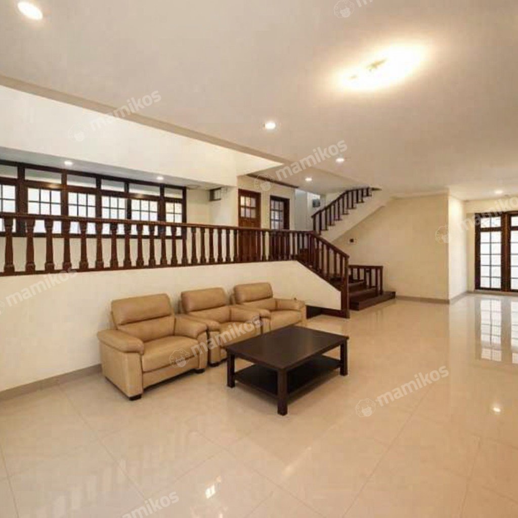 Rumah Sertifikat SHM 4 Kamar Tidur 3 Kamar Mandi Pondok Indah Jakarta Selatan - Photo 2