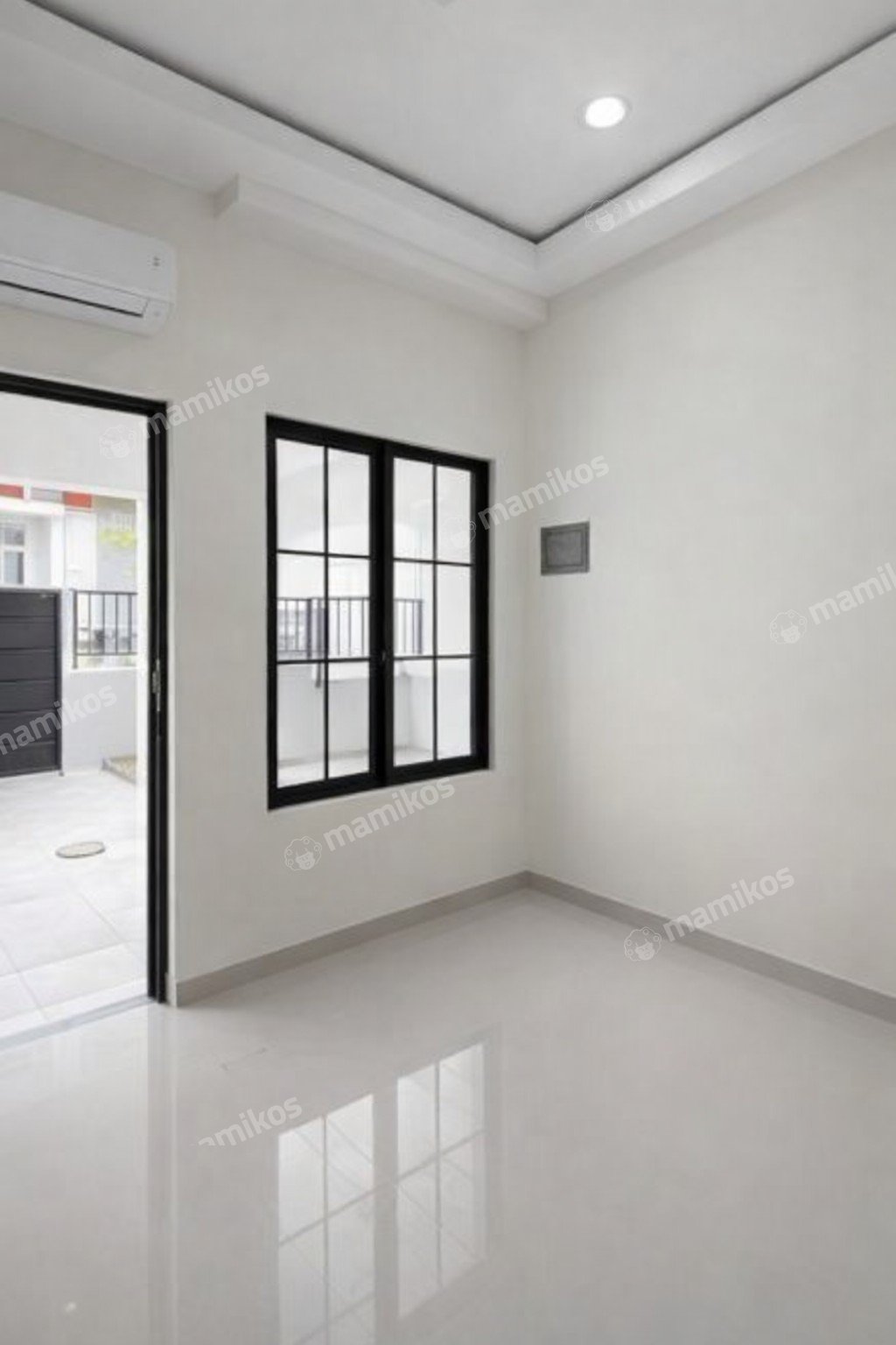Rumah Sertifikat SHM 3 Kamar Tidur 3 Kamar Mandi Villa Meruya Jakarta Barat - Photo 2