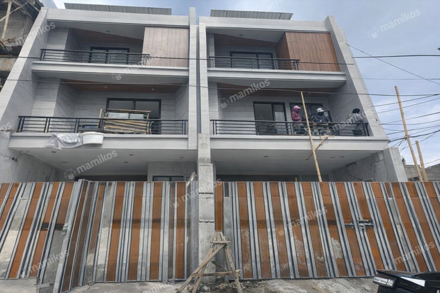 Rumah Sertifikat SHM 3 Kamar Tidur 4 Kamar Mandi Jelambar Jakarta Barat
