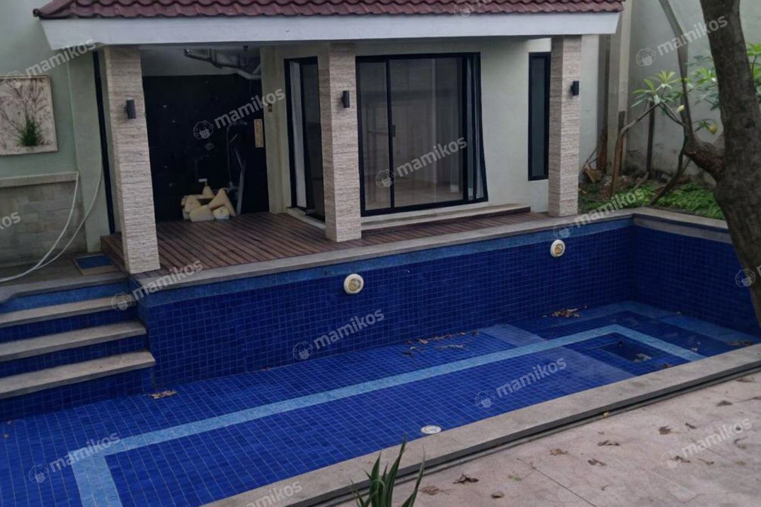 Rumah Sertifikat SHM 6 Kamar Tidur 5 Kamar Mandi Lebak Bulus Jakarta Selatan