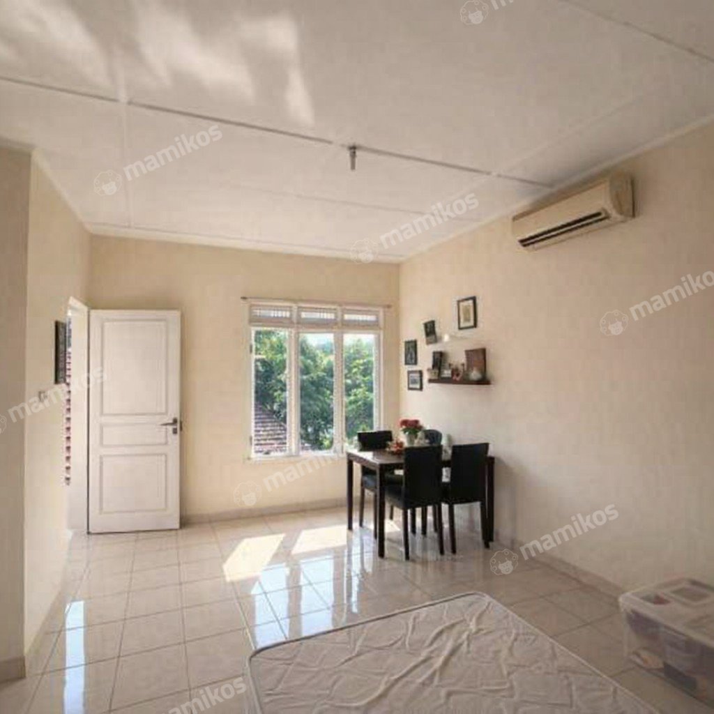 Rumah Sertifikat SHM 5 Kamar Tidur 3 Kamar Mandi Cilandak Jakarta Selatan - Photo 2