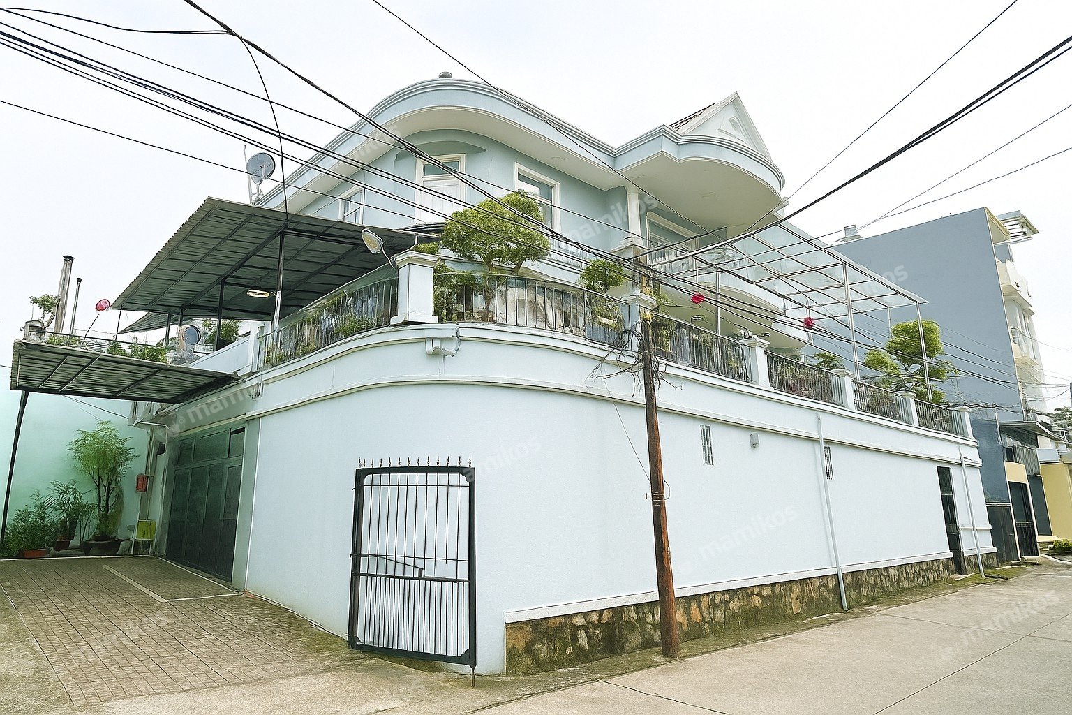 Rumah Sertifikat SHM 4 Kamar Tidur 6 Kamar Mandi Jelambar Jakarta Barat