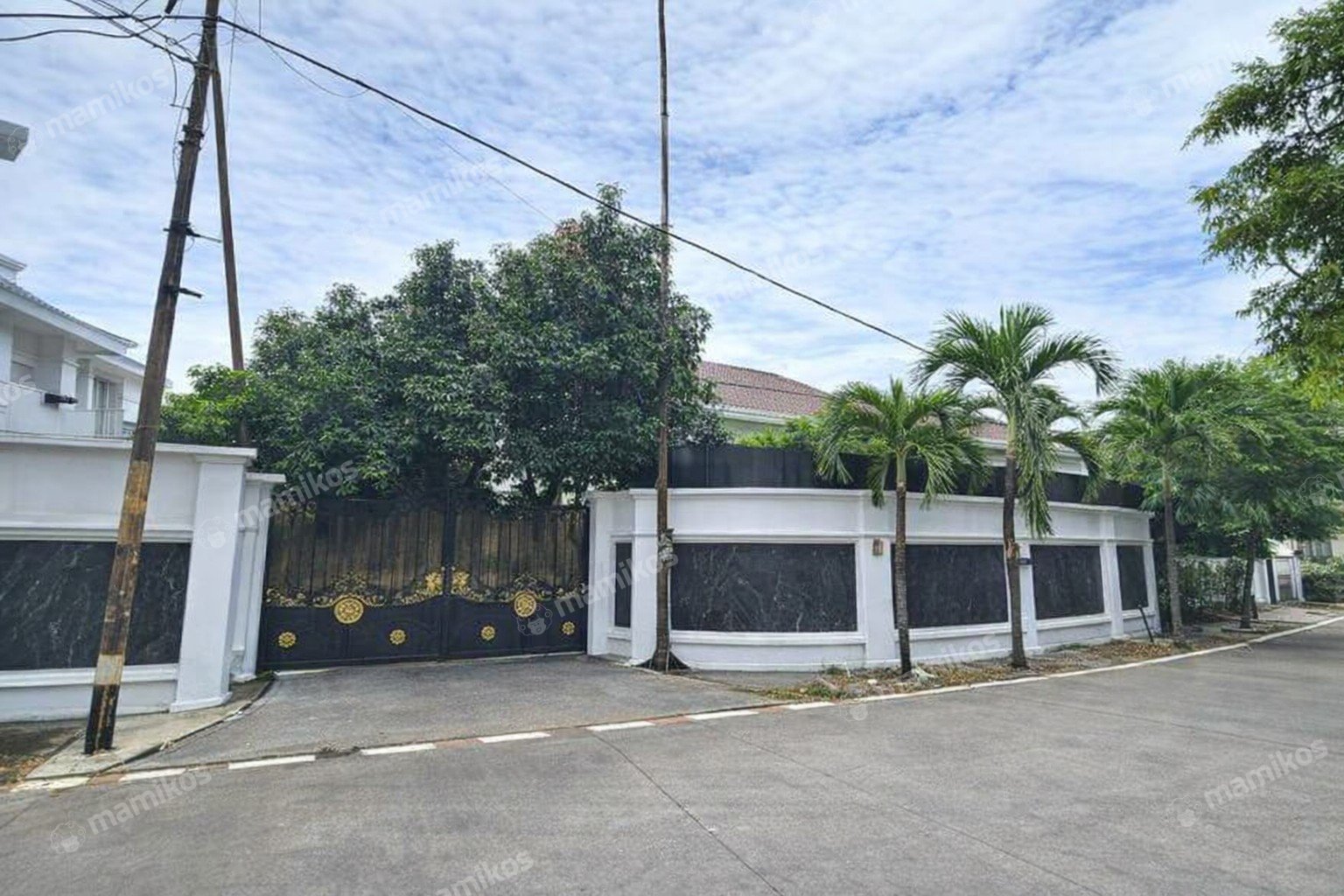 Rumah Sertifikat SHM 3 Kamar Tidur 3 Kamar Mandi Pulomas Jakarta Timur