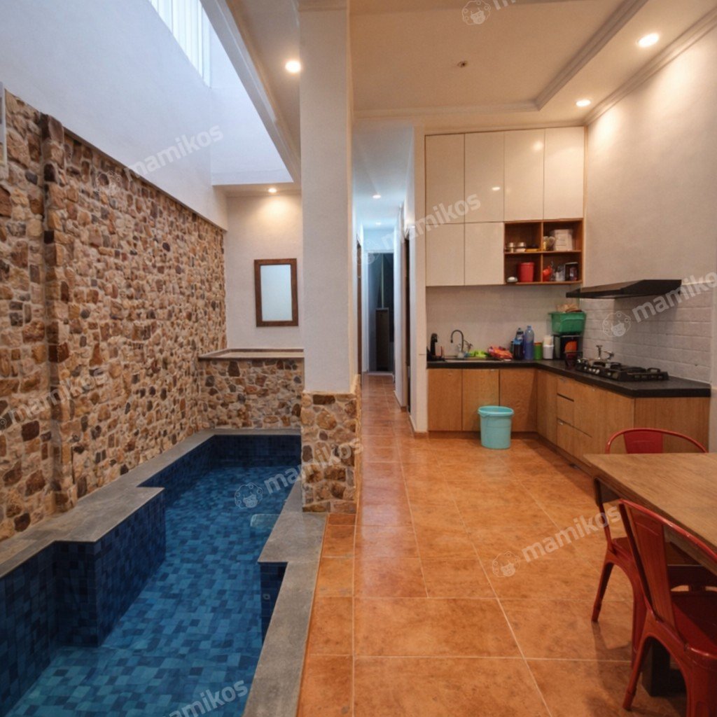 Rumah Sertifikat SHM 4 Kamar Tidur 5 Kamar Mandi Tanjung Barat Jakarta Selatan - Photo 4