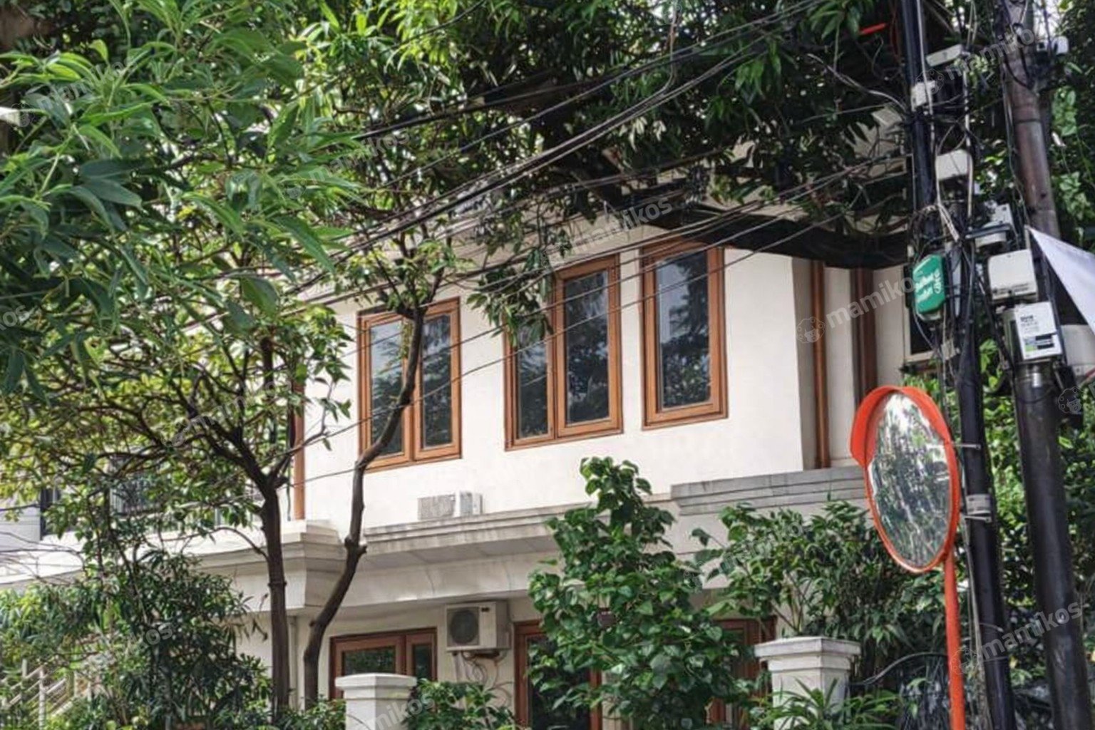 Rumah 6KT 3KM Kebon Jeruk Jakarta Barat